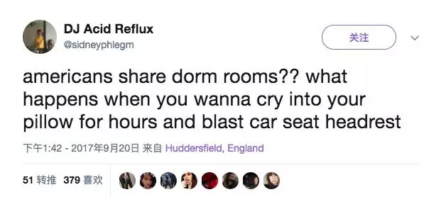 英国网友震惊了：什么？美国人上大学还要挤宿舍？